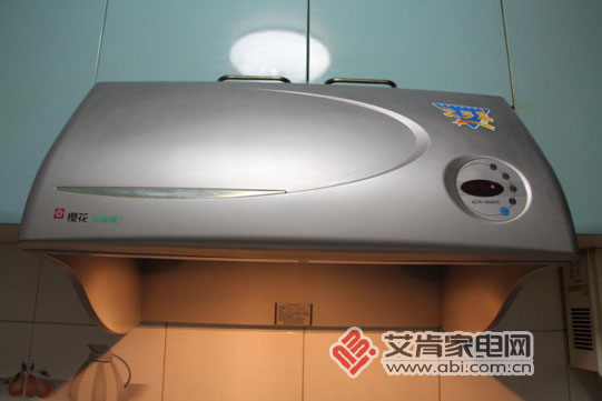 樱花长年免费送油网，烟机使用8年仍未退休